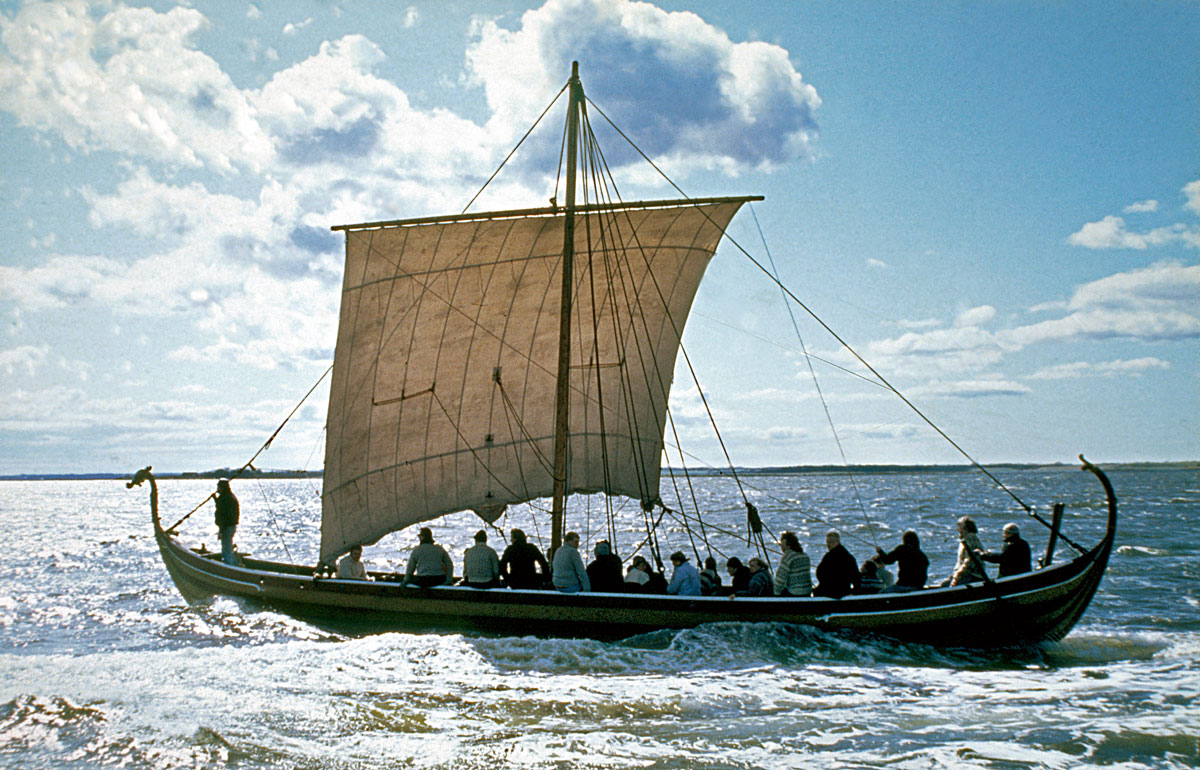 snekke-under-sejl