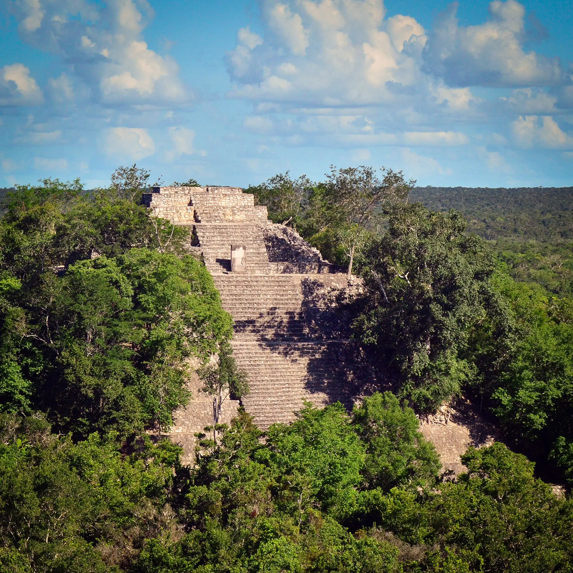 gammelt-maya-tempel