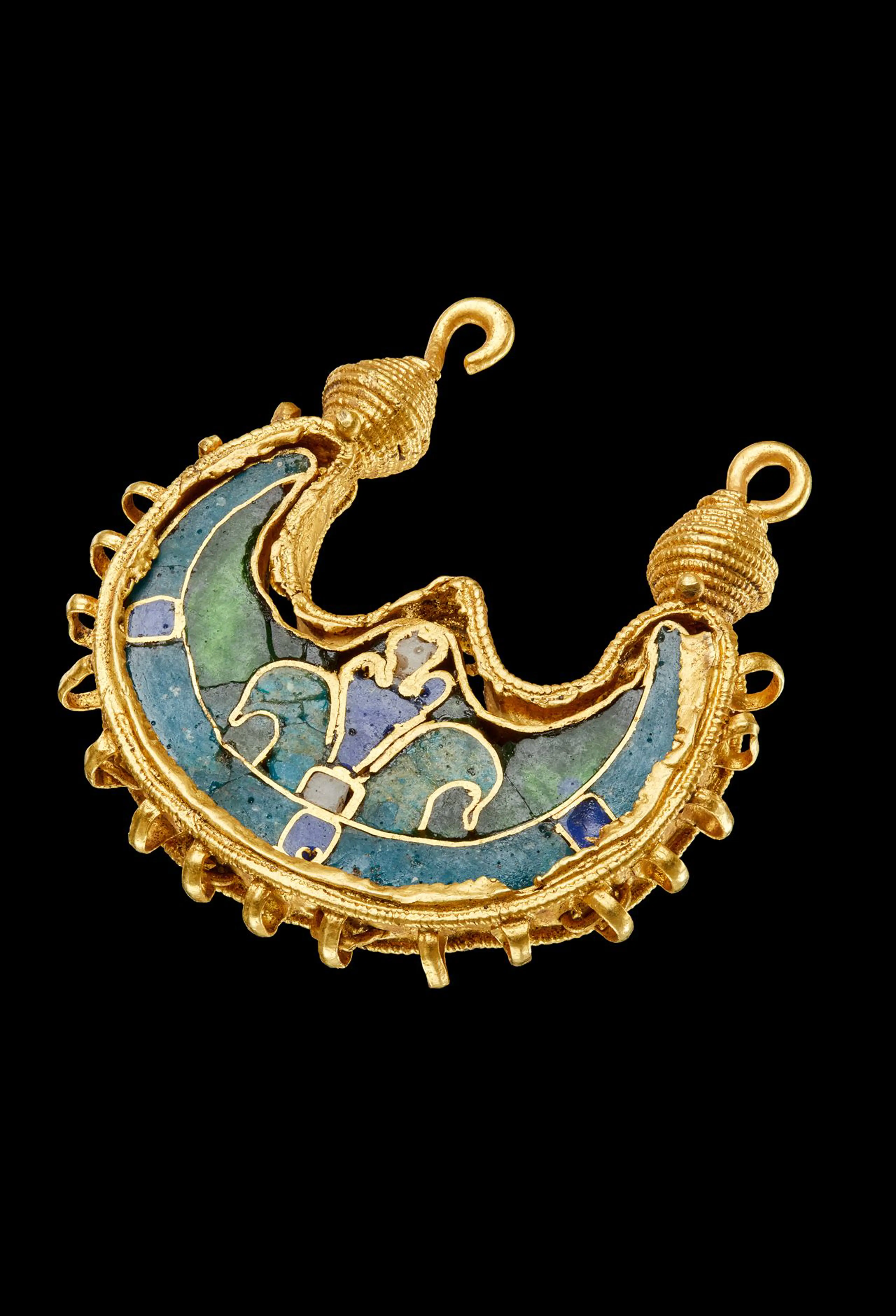 guld_oerering_jernalderen_moesgaard.jpg